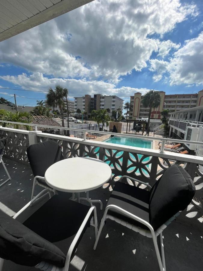 Holiday Isles Resort Madeira Beach Zewnętrze zdjęcie