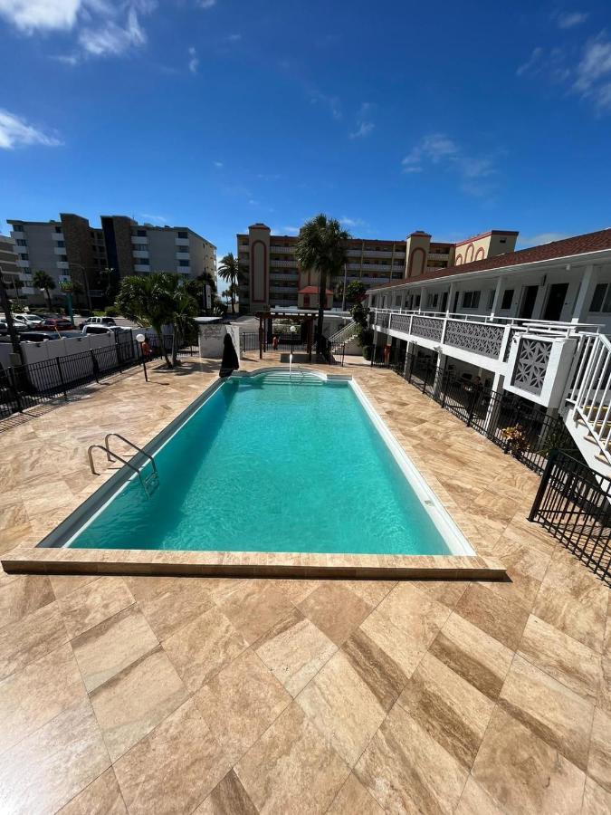 Holiday Isles Resort Madeira Beach Zewnętrze zdjęcie