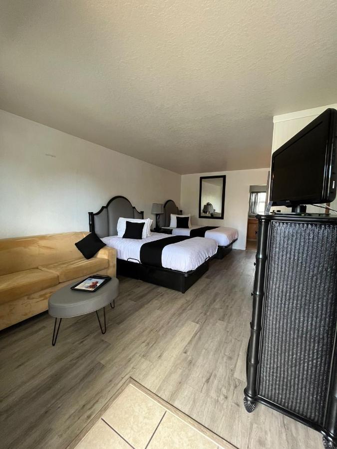Holiday Isles Resort Madeira Beach Zewnętrze zdjęcie